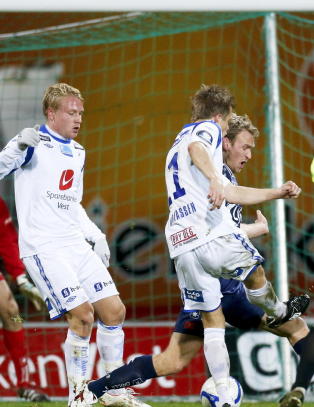Se Haugesund avgj�re Rogalandsderbyet fem minutter f�r full tid