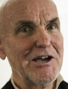 Wiesenthal-senteret ber kongen stoppe Linstad-medalje