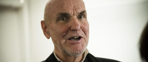 Wiesenthal-senteret ber kongen stoppe Linstad-medalje