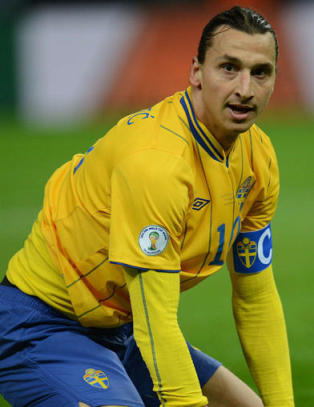 - Gerrard burde g�tt til en stor, internasjonal klubb