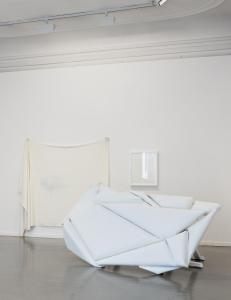 Vennelag i hvit skai