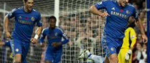 Har skapet fullt av Chelsea-pokaler, n� skal han senke gamleklubben