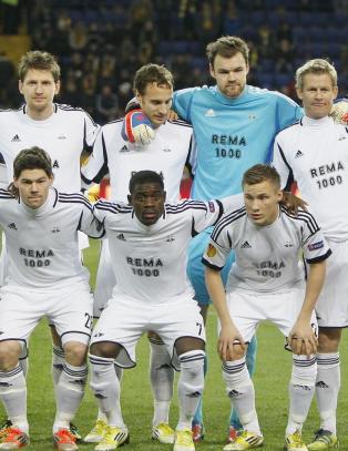 - Folk er irriterte og forbanna, men bryr seg om klubben