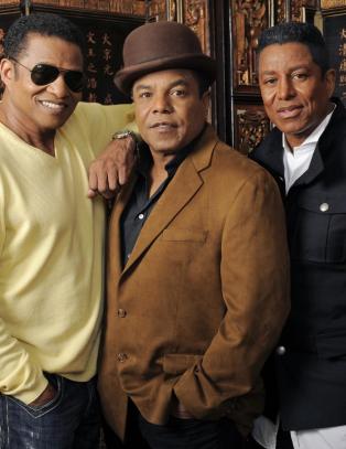 Jackson-br�drene skal hedre Michael Jackson i Norge