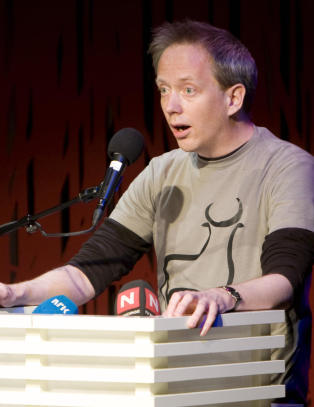 - Endsj� opptrer som storinkvisitor