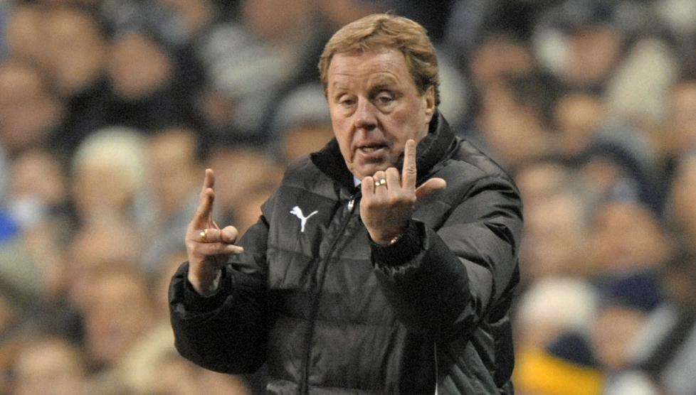 SKAL REDDE PLASSEN: QPR st�r uten seier p� 12 kamper i Premier League. N� f�r Harry Redknapp jobben med � unng� nedrykk etter at Mark Hughes fikk sparken som manager i London-klubben i g�r. Foto: OLLY GREENWOOD / AFP / NTB SCANPIX