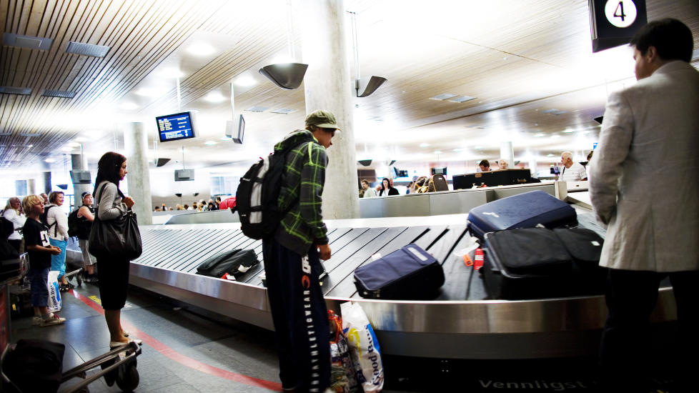 BAGASJETR�BBEL: Flyselskapet er ansvarlig for � erstatte utlegg til innkj�p av n�dvendige kl�r og toalettartikler, dersom bagasjen er forsinket, forteller Dagbladets reiseekspert Elise Marie Korsvik. Illustrasjonsfoto: KYRRE LIEN / NTB SCANPIX