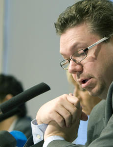 Bitter strid mellom Frp-ere p� Stortinget