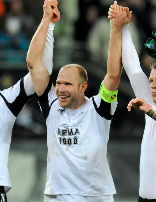 - Rosenborg b�r alltid vinne