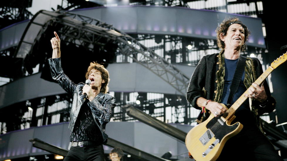  P� FESTIVAL:  Rockebandet Rolling Stones er klare den britiske Glastonbury-festivalen. Her rocket de scenen p� Valle Hovin i Oslo i 2007. Foto: Torbj�rn Gr�nning / Dagbladet