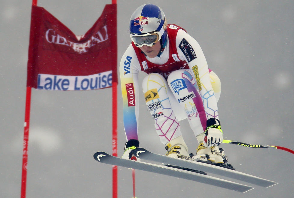 TILBAKE I STORFORM: Etter en periode med sykdom er Lindsey Vonn tilbake som den ubestridte fartsdronningen i alpint. Foto:  REUTERS/Mike Blake