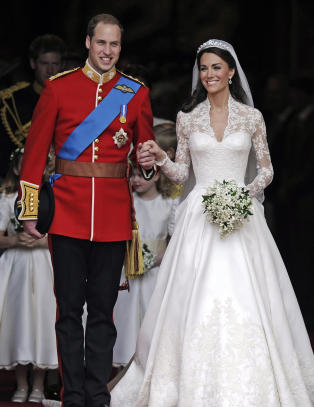 Kate og William venter barn
