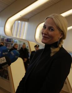 Mette-Marit svarte p� surrogati-kritikken