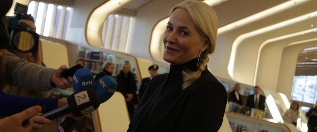 Mette-Marit svarte p� surrogati-kritikken