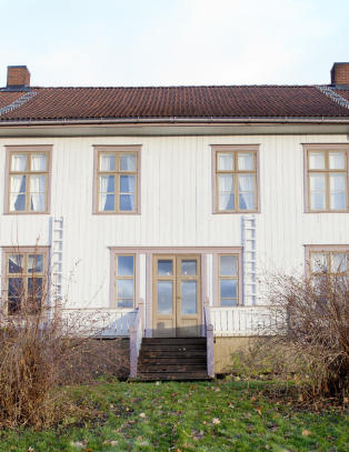 Er bygd for fest og glede, og n� har de gjenoppst�tt