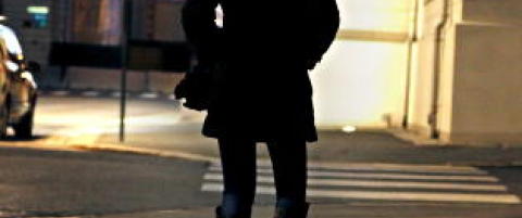 - Hva kj�per du - et ligg til egen nytelse eller voldtar du en tvangsprostituert?