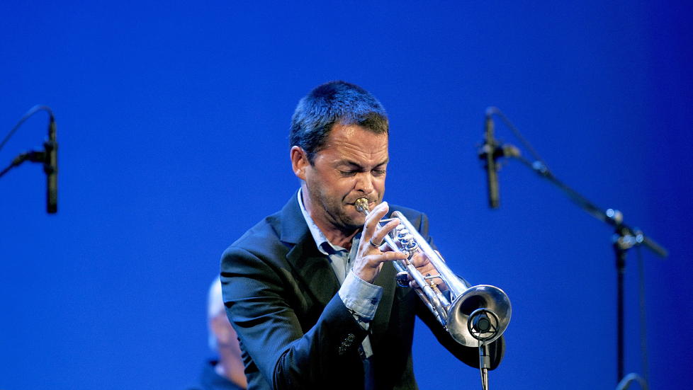 MONUMENTALT: Arve Henriksens solokarriere som albumartist er p� ett album n�r samlet i kvalitetsboksen �Solidification�. Her finnes ogs� et helt nytt Henriksen-album samt tidligere uutgitte opptak. FOTO: HENNING LILLEG�RD / DAGBLADET