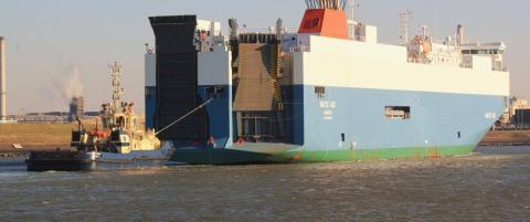 - Lasteskip har sunket etter kollisjon i Nordsj�en