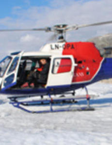 Fortsatt ingen tegn etter savnet helikopter