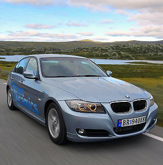 GJERRIG FAMILIEBIL: BMW 320d (forrige generasjon) har 163 hk, men er snill med dieseldråpene. Bare 0,47 l/mil brukte den i testløypa. GJERRIG FAMILIEBIL: BMW 320d (forrige generasjon) har 163 hk, men er snill med dieseldråpene. Bare 0,47 l/mil brukte den i testløypa.