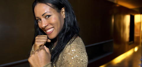 BOKSEREN: Cecilia Brækhus har fire tittelbelter som verdensmester. Foto: Øistein Norum Monsen / Dagbladet BOKSEREN: Cecilia Brækhus har fire tittelbelter som verdensmester. Foto: Øistein Norum Monsen / Dagbladet