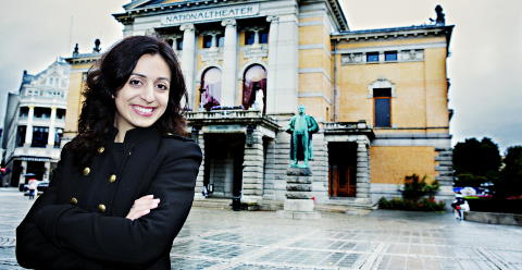 POLITIKEREN: Hadja Tajik, tidenes yngste statsråd, har etter halvannen måned i regjering måttet takle flere vanskelige saker.
Foto:Nina Hansen / Dagbladet POLITIKEREN: Hadja Tajik, tidenes yngste statsråd, har etter halvannen måned i regjering måttet takle flere vanskelige saker.
Foto:Nina Hansen / Dagbladet