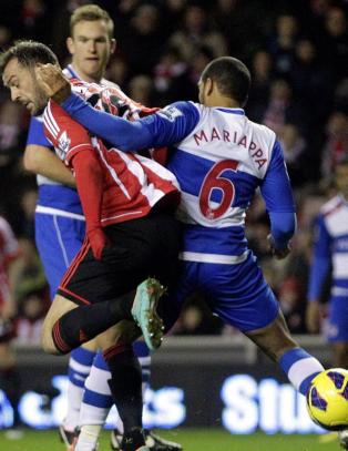 Fletcher med frekk h�lperle da Sunderland klatret over streken