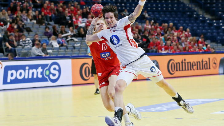 SKYTTERDRONNING: Anja Edin har scoret nest fleste m�l av de norske s� langt i EM, med 24 fulltreffere. Hun h�per � fortsette m�lrushet i EM-semifinalen mot Ungarn i dag. Foto: H�kon Mosvold Larsen / NTB scanpix