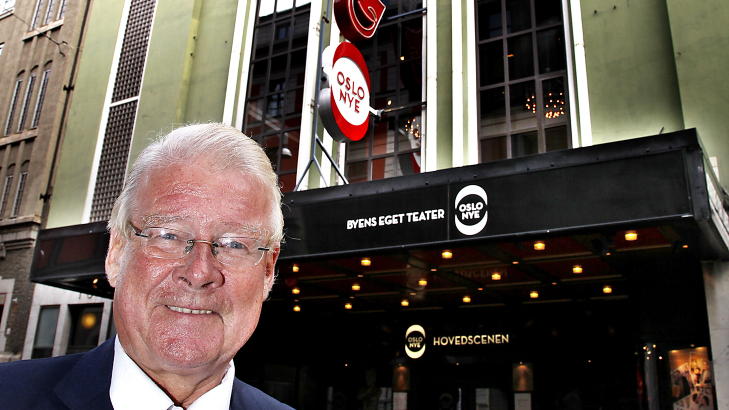 FØRSTE SKRITT MOT NEDLEGGELSE: Carl I Hagen vil kvitte seg med Oslo Nye Teater, men fikk bare partiets egne stemmer i bystyret. Frp støttet det borgerlige byrådsflertallet, som Hagen mener er første skritt mot nedleggelse. Foto: Jacques Hvistendahl FØRSTE SKRITT MOT NEDLEGGELSE: Carl I Hagen vil kvitte seg med Oslo Nye Teater, men fikk bare partiets egne stemmer i bystyret. Frp støttet det borgerlige byrådsflertallet, som Hagen mener er første skritt mot nedleggelse. Foto: Jacques Hvistendahl