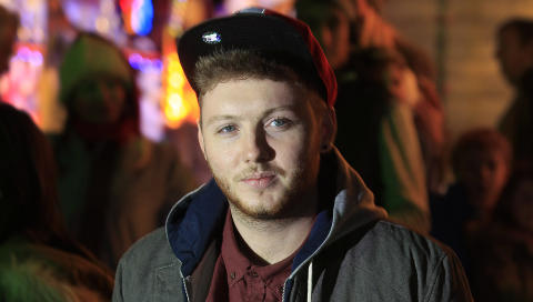 NUMMER ÉN: Forrige helg stakk James Arthur av med seieren i britiske «X Factor». Nå topper han hitlista i Storbritannia med norske Ina Wroldsens låt. Joel Ryan / Invision / AP / NTB scanpix NUMMER ÉN: Forrige helg stakk James Arthur av med seieren i britiske «X Factor». Nå topper han hitlista i Storbritannia med norske Ina Wroldsens låt. Joel Ryan / Invision / AP / NTB scanpix