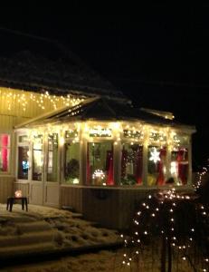 - Bl�tt holder vi oss borte fra