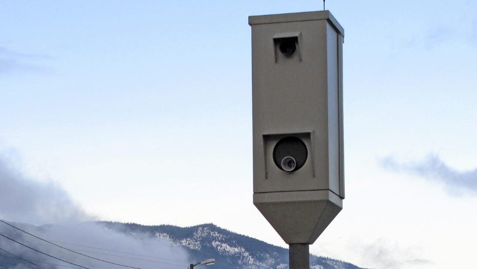 TAR FLERE: Tall fra direktoratet viser at streknings-ATK har tatt prosentvis flere i � kj�re for fort enn tradisjonell punkt-ATK. Foto: Martin Jansen