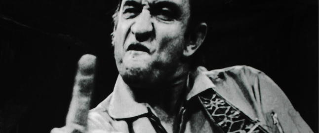 Johnny Cash st�ttet indianerne og spilte protestsanger for Nixon