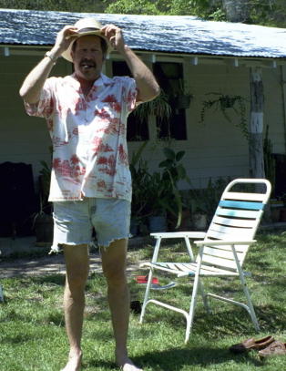Lås inn sigarene, Kinky Friedman kommer!