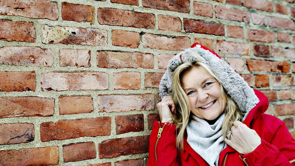 Gir og f�r: Elisabeth Andreassen er med p� jubileumsutgaven av Stille Natt Hellige Natt. Ofte gir de to konserter p� en kveld. Men hun blir ikke sliten. - Publikum gir meg mye b�de under konserten og etterp�, sier hun. Foto: NINA HANSEN / Dagbladet