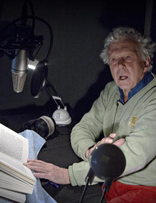 �Jentene var s�te, men i fengsel blir jo alt takandes�