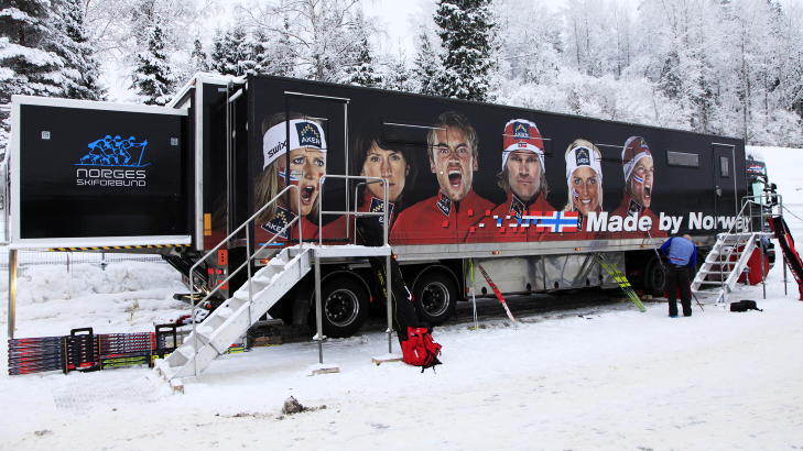 NEST ST�RST: Norge har en gedigen sm�retrailer, men svenskene kan skilte med en enda st�rre...
Foto: Erik Johansen / Scanpix