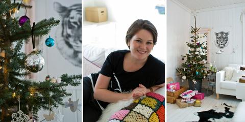 Ingrid Aune Westrum driver bloggen Fjeldborg. Her ser du hennes lekre julepyntede hjem med en miks av friske blomster, stjerner, gamle julekuler, gull og glitter. FOTO: Ingrid Aune Westrum / blog.fjeldborg.no Ingrid Aune Westrum driver bloggen Fjeldborg. Her ser du hennes lekre julepyntede hjem med en miks av friske blomster, stjerner, gamle julekuler, gull og glitter. FOTO: Ingrid Aune Westrum / blog.fjeldborg.no