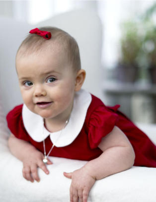 Slik �nsker Sveriges juleprinsesse god jul