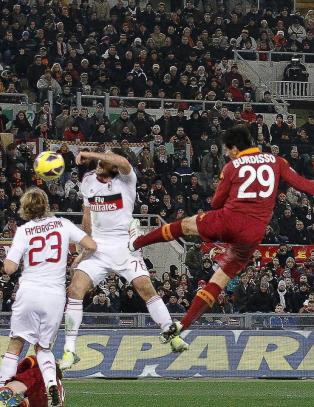 Seks m�l og r�dt kort mellom Roma og Milan