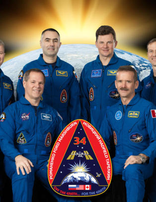 - Vi �nsker alle p� jorda en god jul