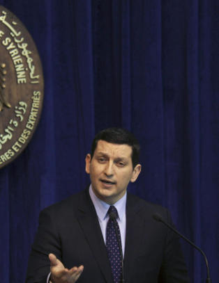 - Avhoppet syrisk talsmann hjelper USA