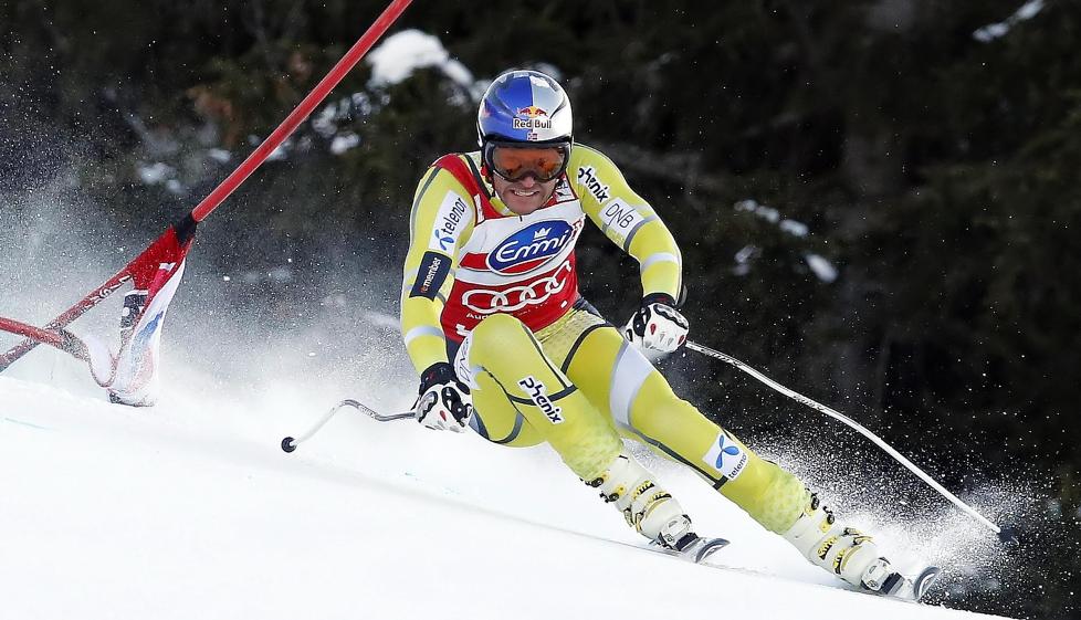 HEKTET AV: Aksel Lund Svindal kj�rte ut i den andre omgangen. Her er han fra et renn i desember. Foto: EPA/CARLO FERRARO/NTB scanpix