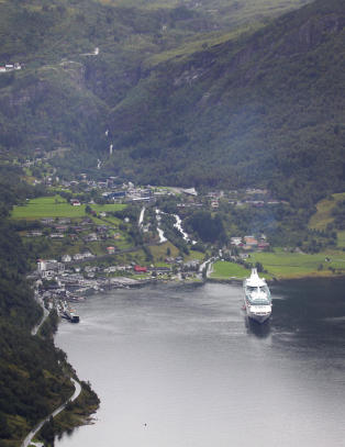 Her finner du verdens vakreste fjorder, flotte fjell og vidder