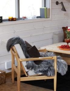 Hytta er nyoppusset, men interi�ret er gammelt