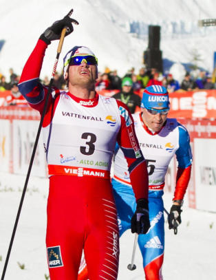 - Nei ... m� man svare p� alt?