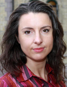 - Sandra er litt lik meg selv, hun skyter fra hofta