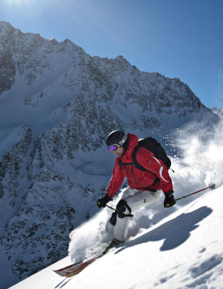 Nede i det lille sentrumet blir du sl�tt av hvor mange strippeklubber du finner