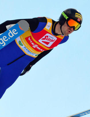 Kombinertgutta leder lagkonkurransen