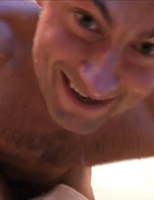 Her faller Northugs h�ndkle av